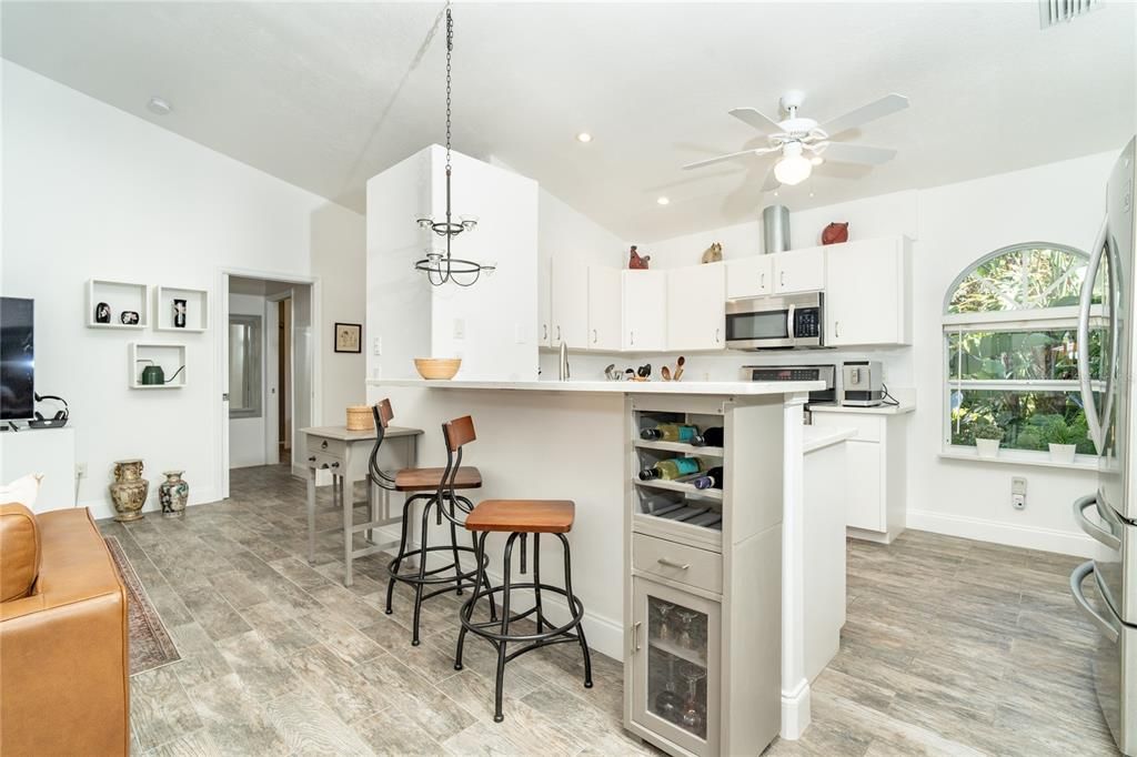 For Sale: $475,000 (3 beds, 2 baths, 1542 Square Feet)