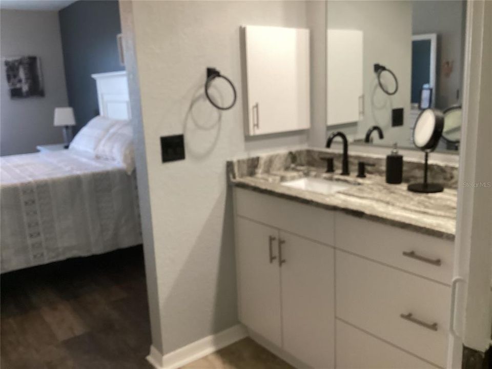 For Sale: $199,000 (2 beds, 2 baths, 1153 Square Feet)