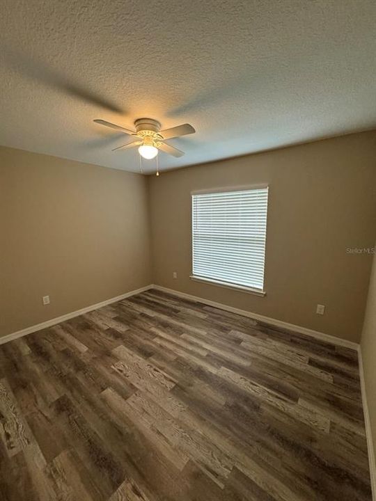 For Rent: $2,000 (3 beds, 2 baths, 1406 Square Feet)