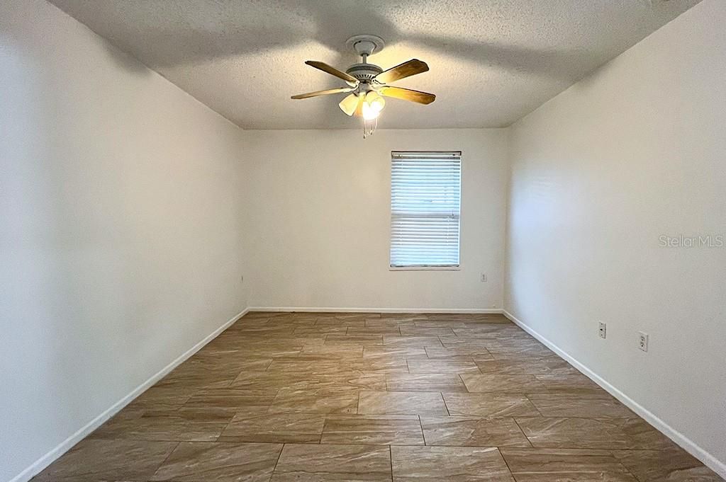 For Rent: $1,650 (3 beds, 2 baths, 1149 Square Feet)