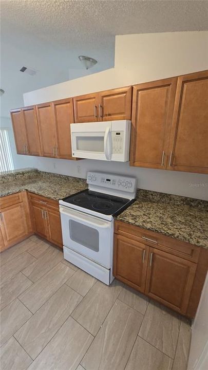 For Rent: $1,650 (3 beds, 2 baths, 1149 Square Feet)