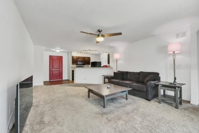 For Sale: $283,000 (3 beds, 2 baths, 1563 Square Feet)