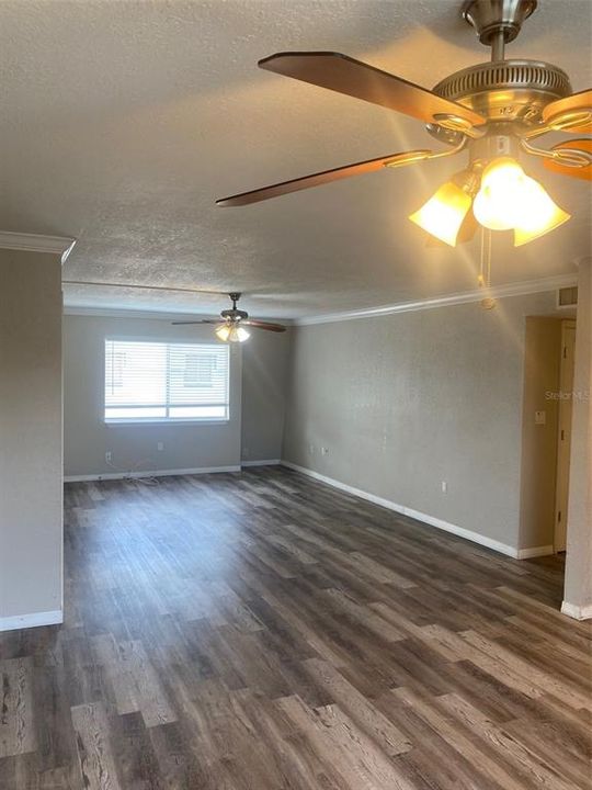 For Rent: $1,750 (3 beds, 2 baths, 1302 Square Feet)