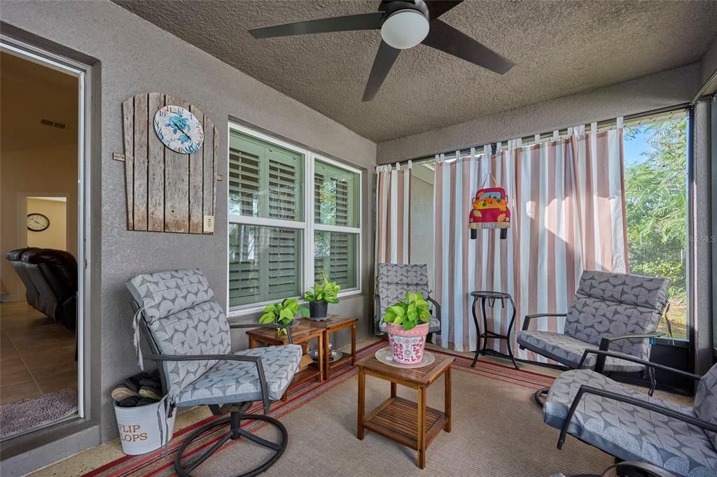 Screened lanai with ceiling fan