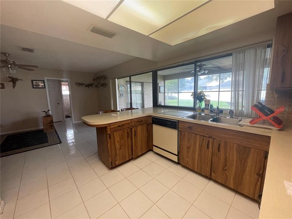 For Sale: $344,900 (3 beds, 2 baths, 2180 Square Feet)