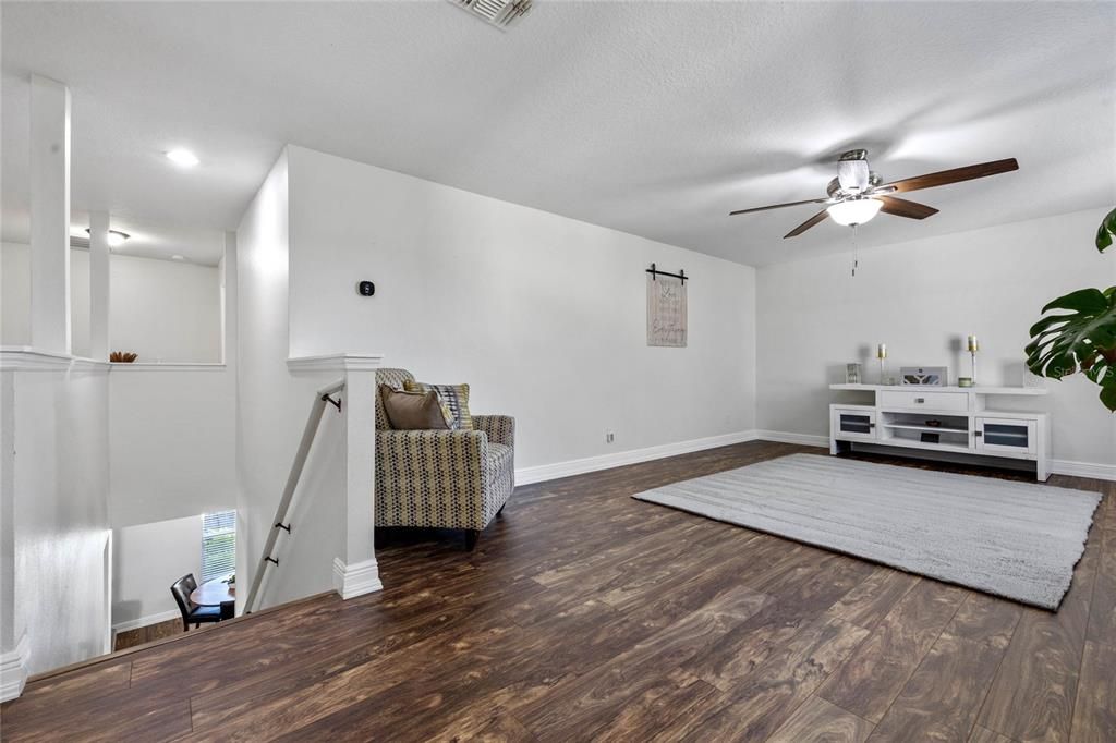 Upstairs loft space.