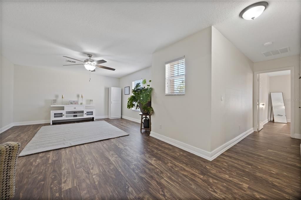 Upstairs loft space.