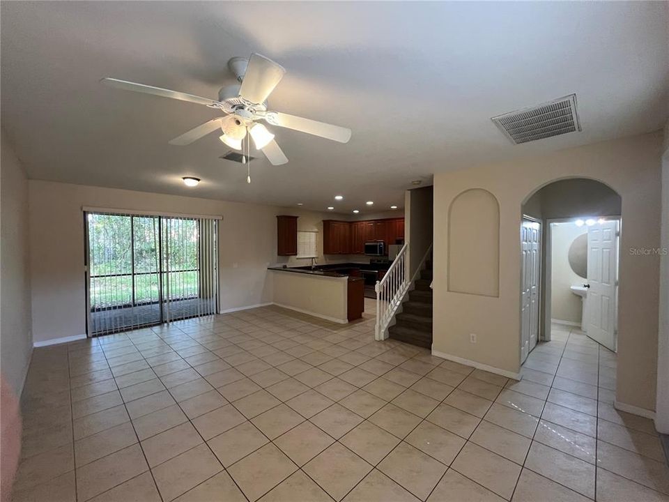 For Sale: $229,900 (3 beds, 2 baths, 1467 Square Feet)