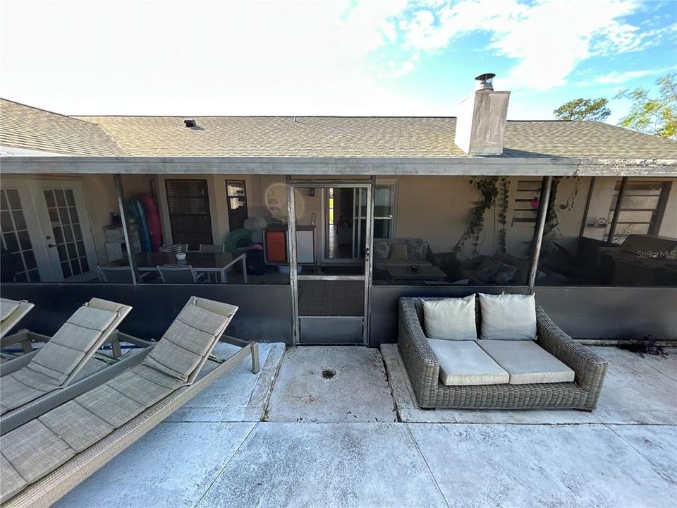 For Sale: $425,000 (4 beds, 2 baths, 1782 Square Feet)