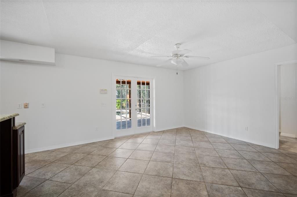 For Sale: $1,195,000 (3 beds, 2 baths, 2176 Square Feet)