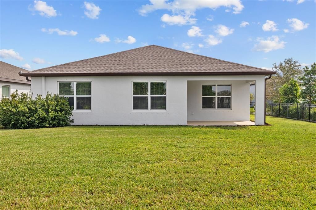 For Sale: $397,000 (3 beds, 2 baths, 1677 Square Feet)