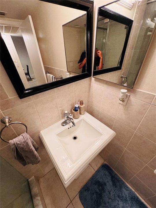 2nd bathroom