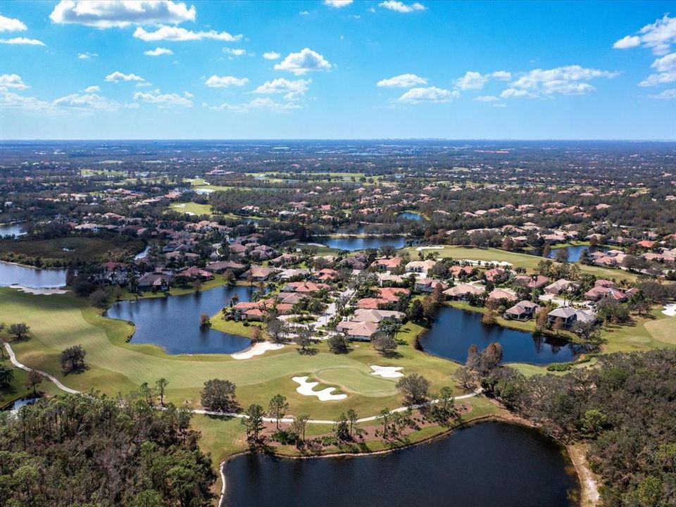 Active With Contract: $2,400,000 (5 beds, 5 baths, 4427 Square Feet)