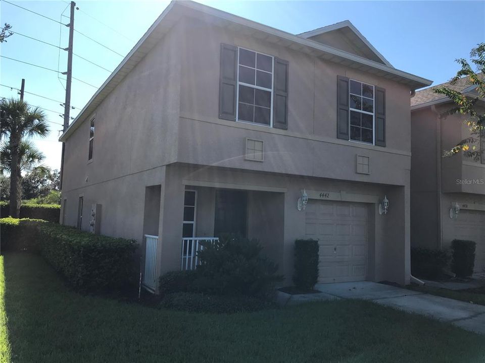 For Rent: $2,195 (3 beds, 2 baths, 1828 Square Feet)