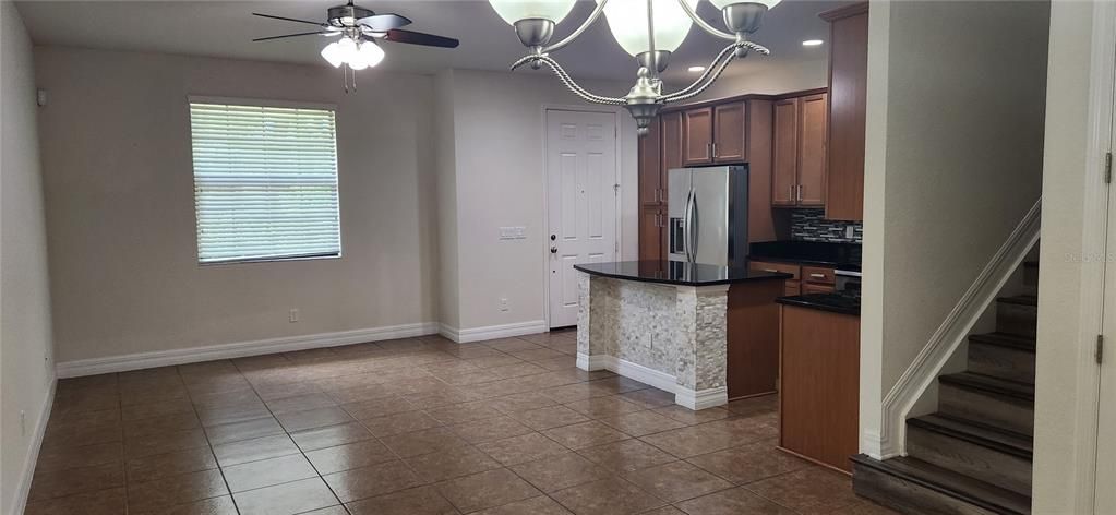 For Rent: $2,650 (3 beds, 2 baths, 1639 Square Feet)