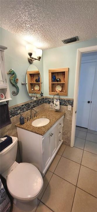 For Sale: $274,900 (2 beds, 2 baths, 1114 Square Feet)