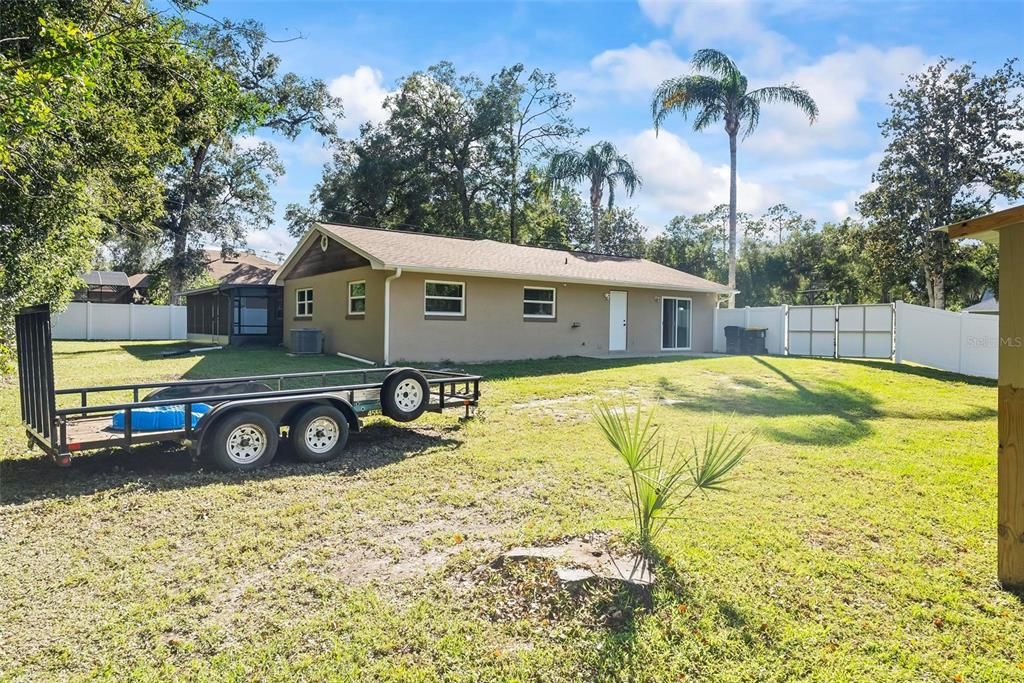 For Sale: $394,900 (3 beds, 2 baths, 2212 Square Feet)