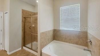 For Rent: $2,790 (3 beds, 2 baths, 2036 Square Feet)