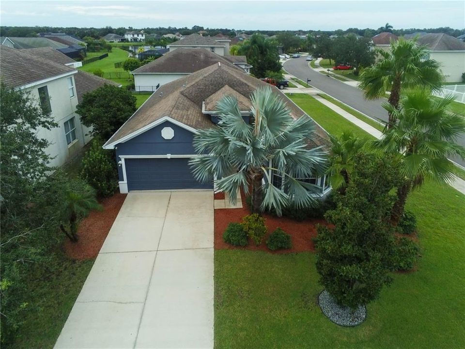 For Sale: $385,000 (3 beds, 2 baths, 1728 Square Feet)