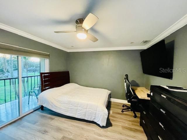 Active With Contract: $2,000 (1 beds, 1 baths, 645 Square Feet)