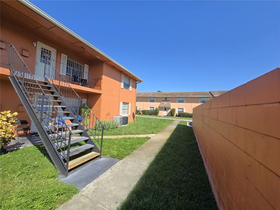 En Venta: $152,000 (2 camas, 1 baños, 930 Pies cuadrados)