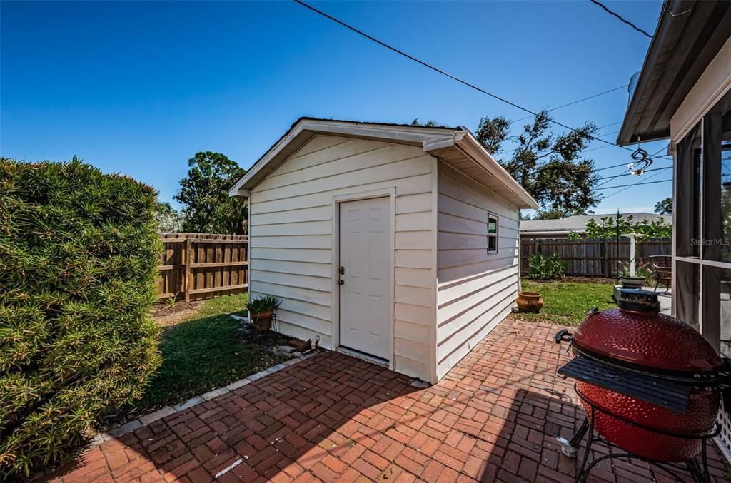 Detached Bonus Room 15 x 11