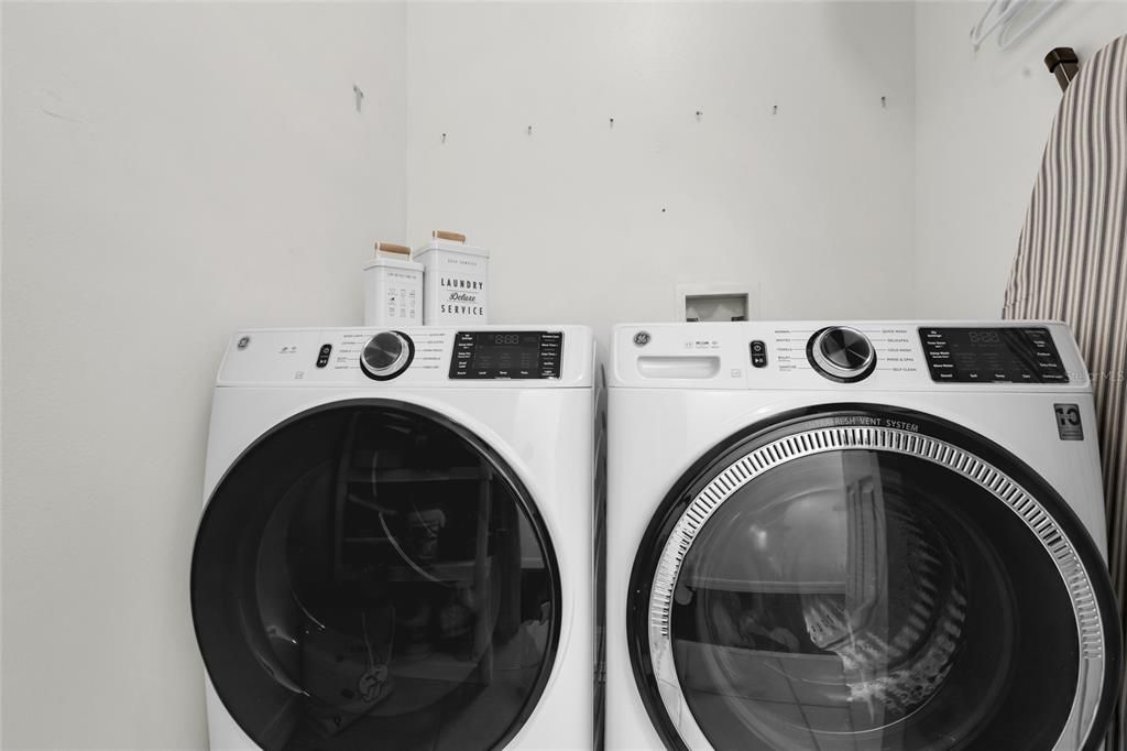 Washer / Dryer