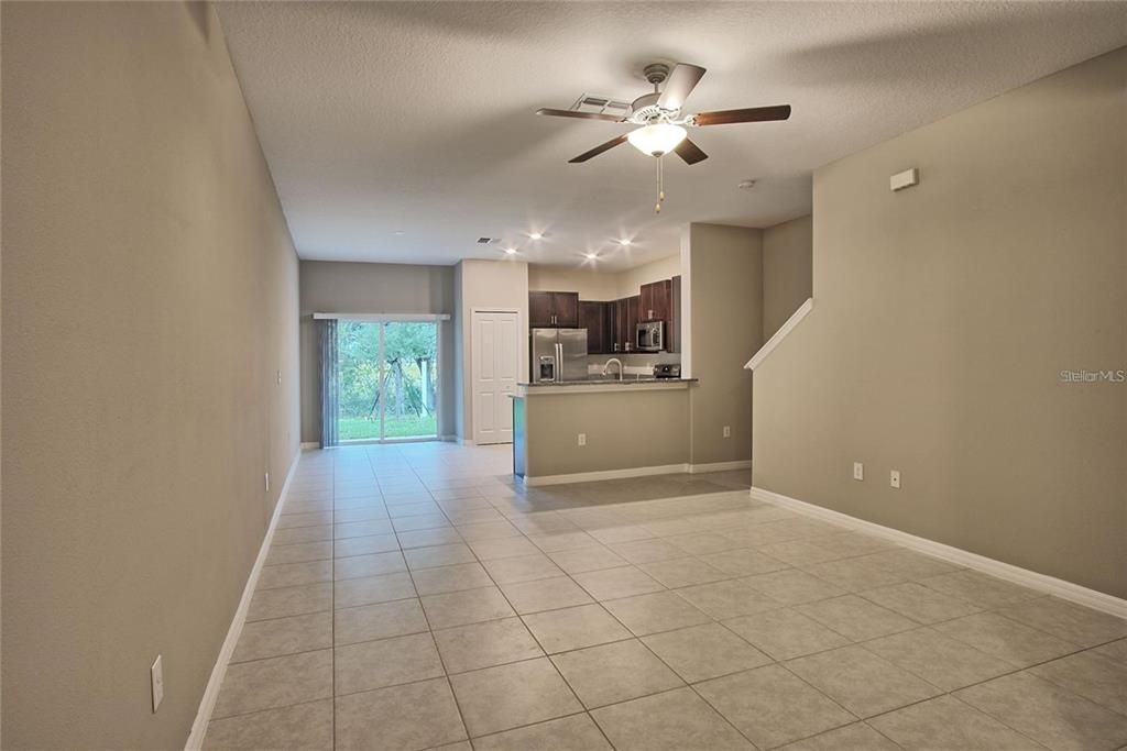 Active With Contract: $2,100 (3 beds, 2 baths, 1580 Square Feet)