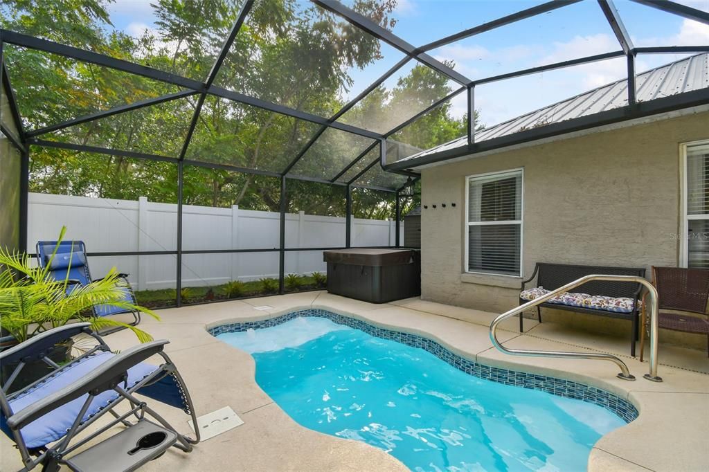 Screened Plunge Pool