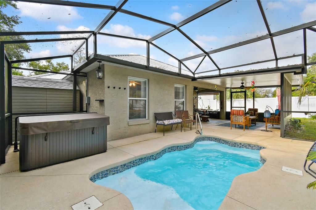 Screened Plunge Pool