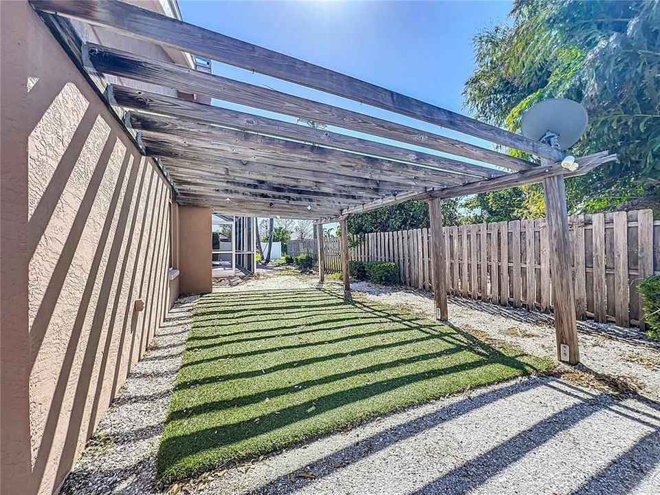 En Venta: $845,000 (4 camas, 3 baños, 2624 Pies cuadrados)