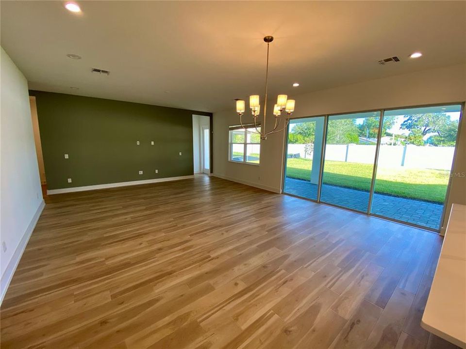 Dinning room/Living Room