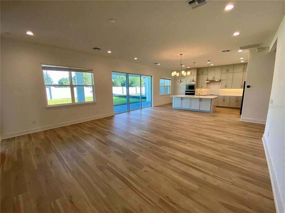 Living room/Dinning Room (open floor plan)