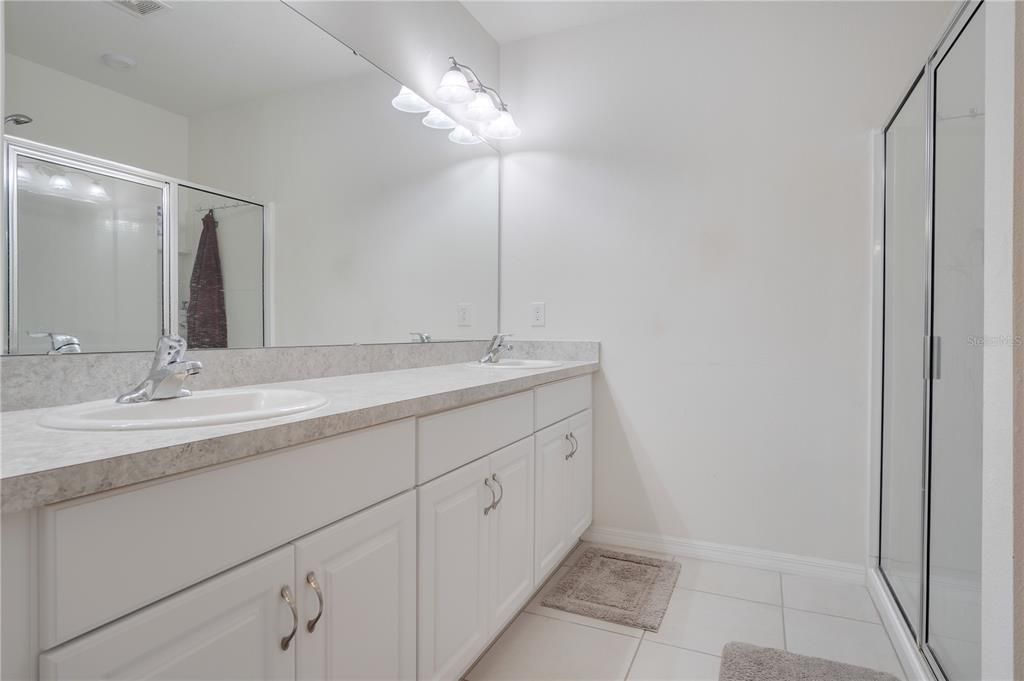 For Sale: $405,000 (4 beds, 2 baths, 2091 Square Feet)