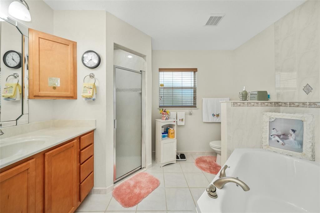 For Sale: $289,990 (3 beds, 2 baths, 2031 Square Feet)