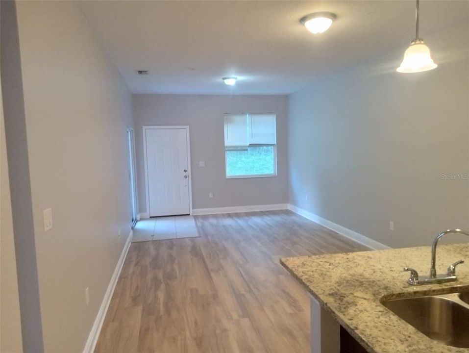 For Rent: $1,500 (2 beds, 2 baths, 923 Square Feet)