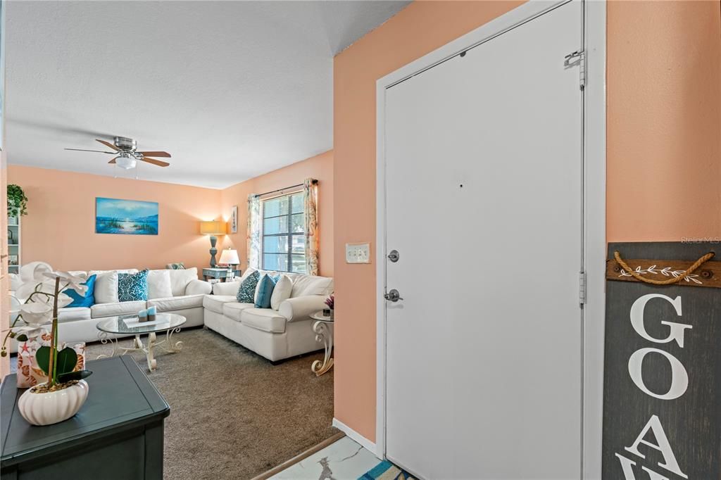 For Sale: $354,900 (2 beds, 2 baths, 1588 Square Feet)