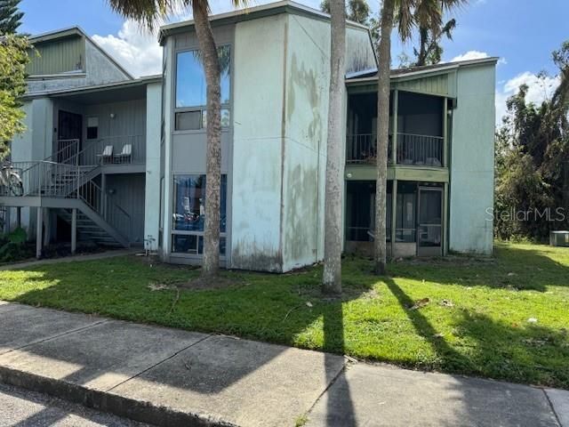 For Rent: $1,775 (3 beds, 2 baths, 1198 Square Feet)