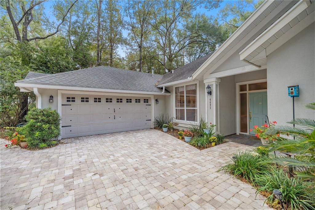 Circular Paver Driveway