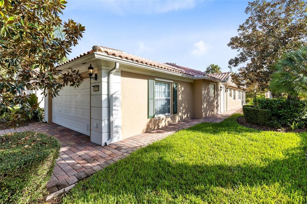 For Sale: $449,990 (2 beds, 2 baths, 1541 Square Feet)