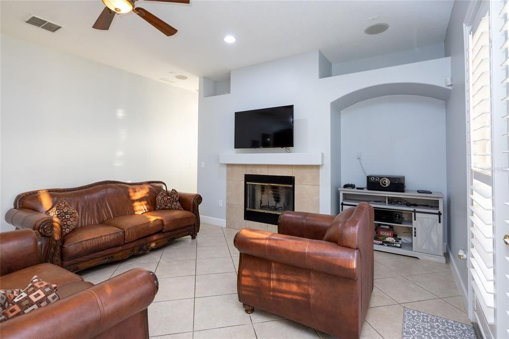 For Sale: $670,000 (4 beds, 3 baths, 2531 Square Feet)