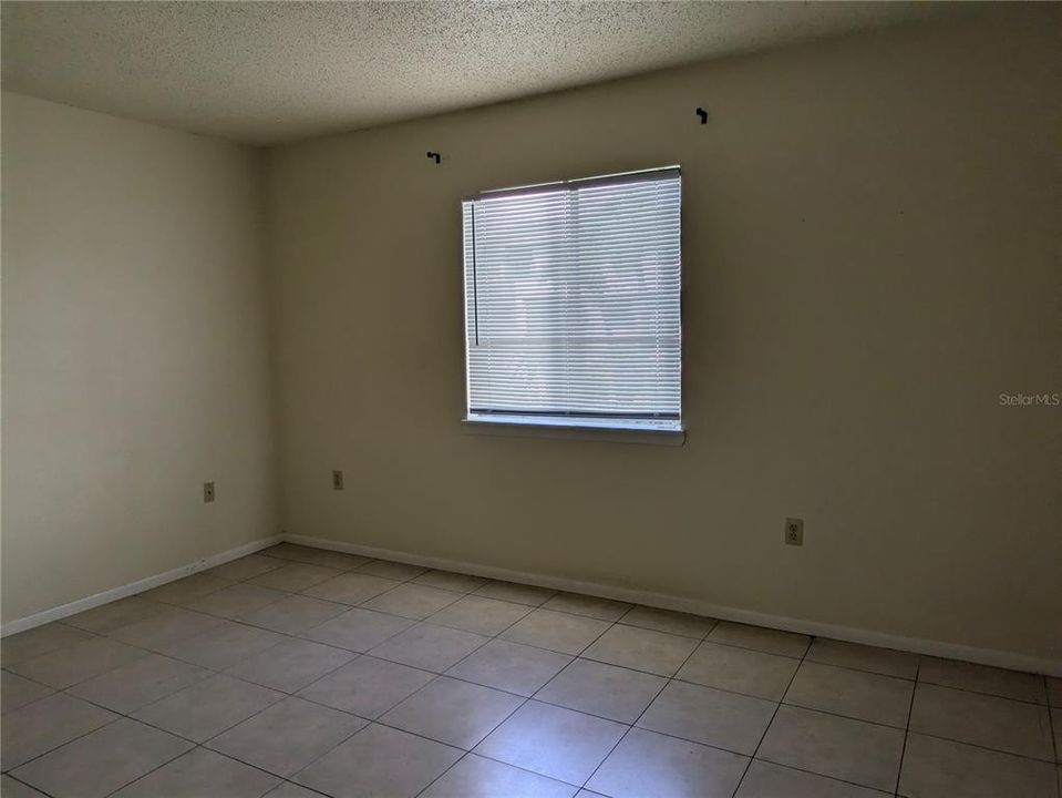 For Sale: $174,999 (2 beds, 2 baths, 1125 Square Feet)