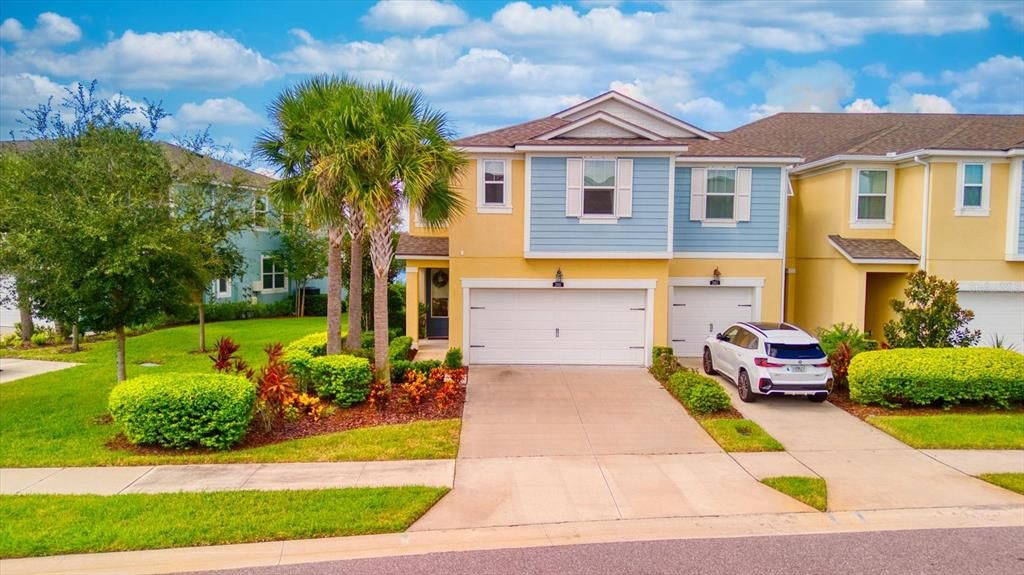 For Sale: $599,000 (3 beds, 2 baths, 1928 Square Feet)