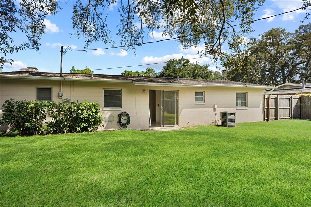 For Sale: $244,900 (3 beds, 1 baths, 1024 Square Feet)