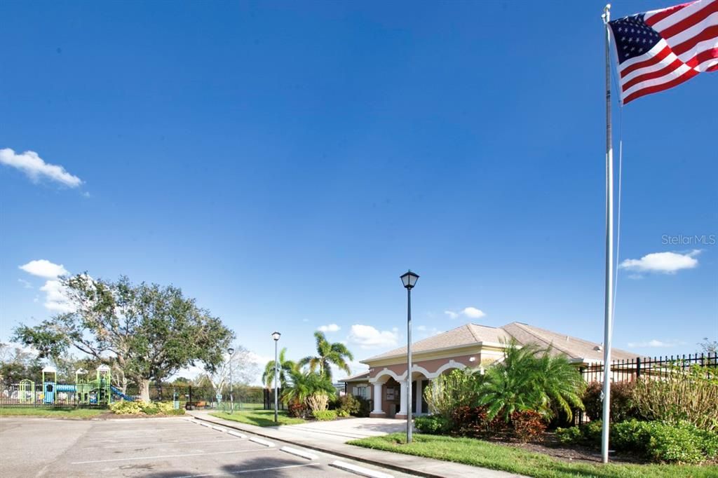 For Sale: $404,000 (4 beds, 2 baths, 1685 Square Feet)