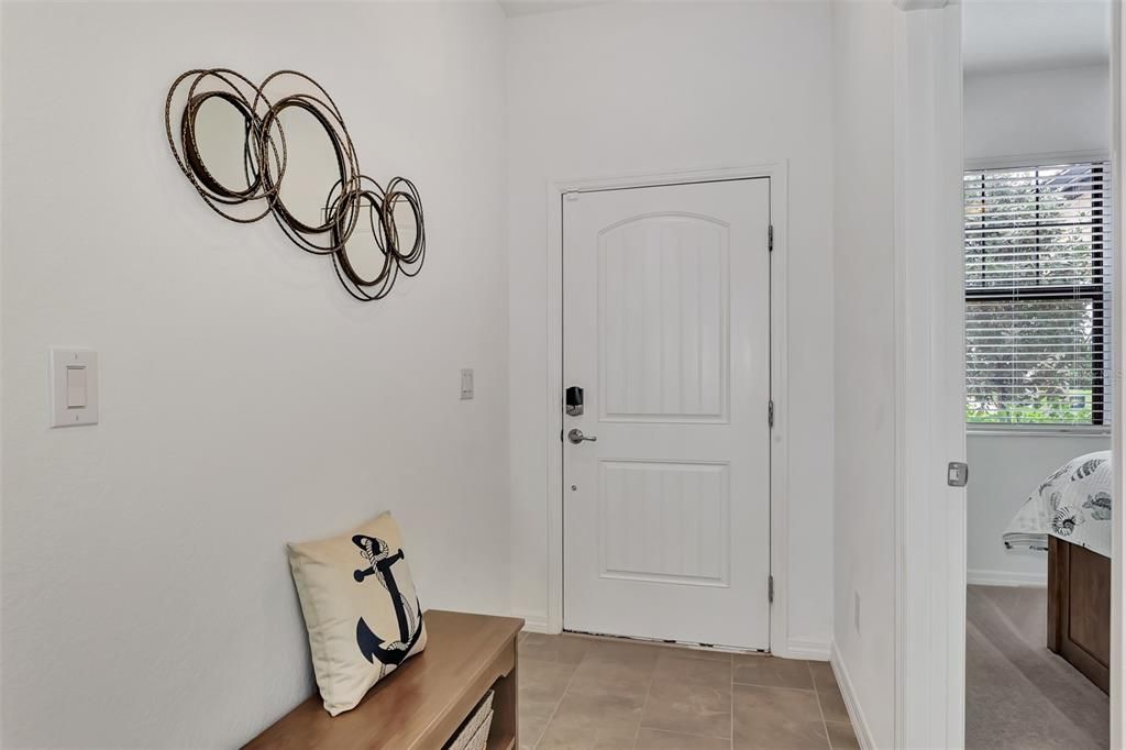 For Sale: $379,000 (2 beds, 2 baths, 1379 Square Feet)