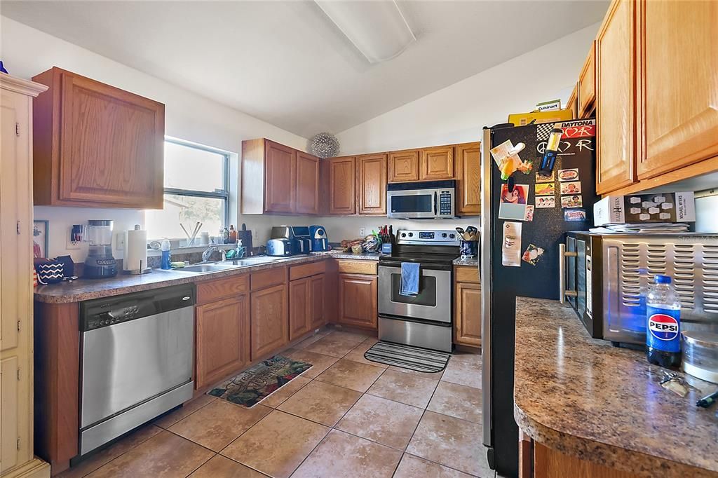 For Sale: $269,900 (4 beds, 2 baths, 1531 Square Feet)