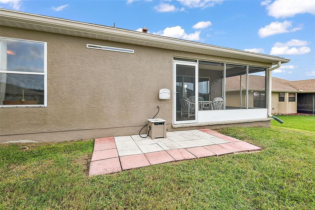 Active With Contract: $345,000 (3 beds, 2 baths, 1758 Square Feet)