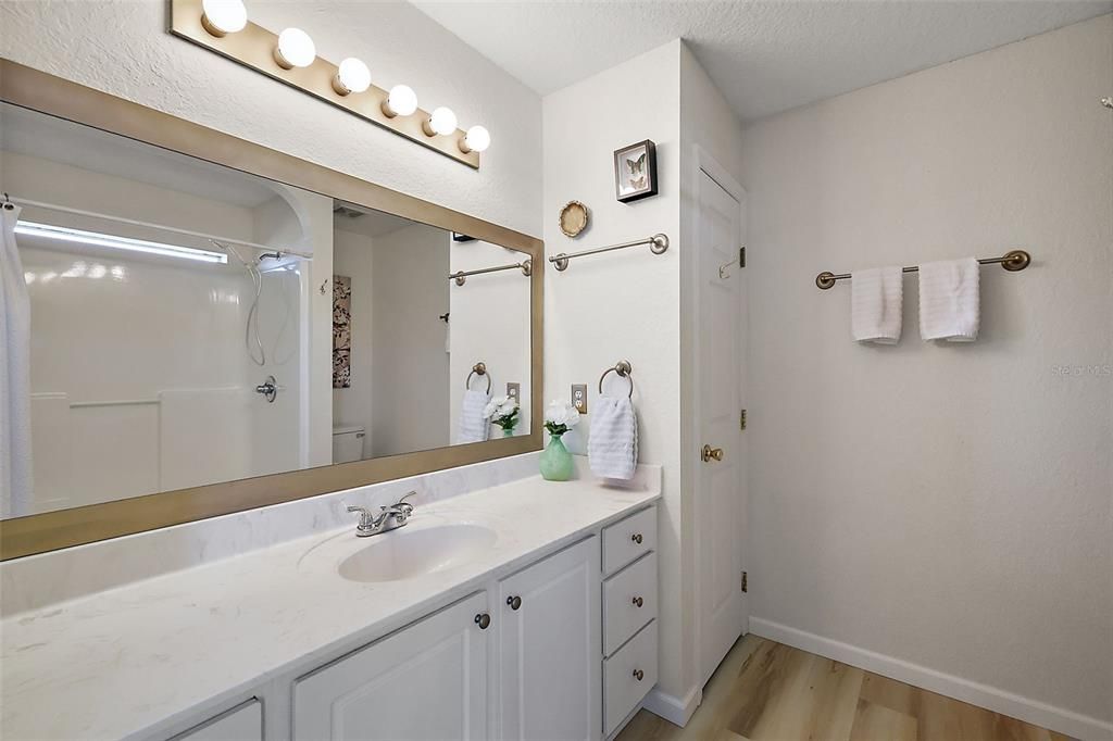 Active With Contract: $345,000 (3 beds, 2 baths, 1758 Square Feet)