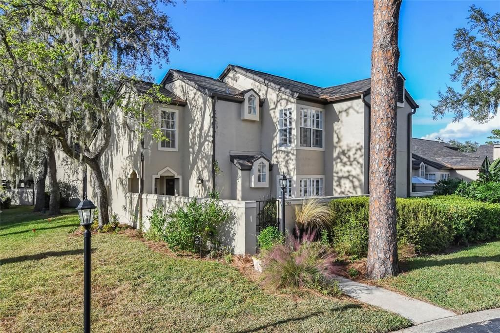 Front entrance to private courtyard, gated entry, end unit!